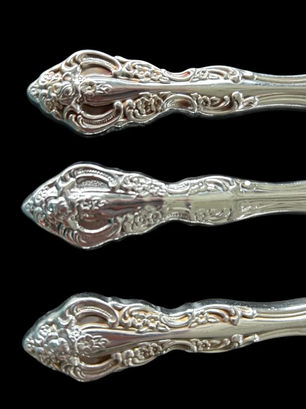 Vintage ONEIDA MICHAELANGELO Dinner Knives Set of 3 Stainless Ornate